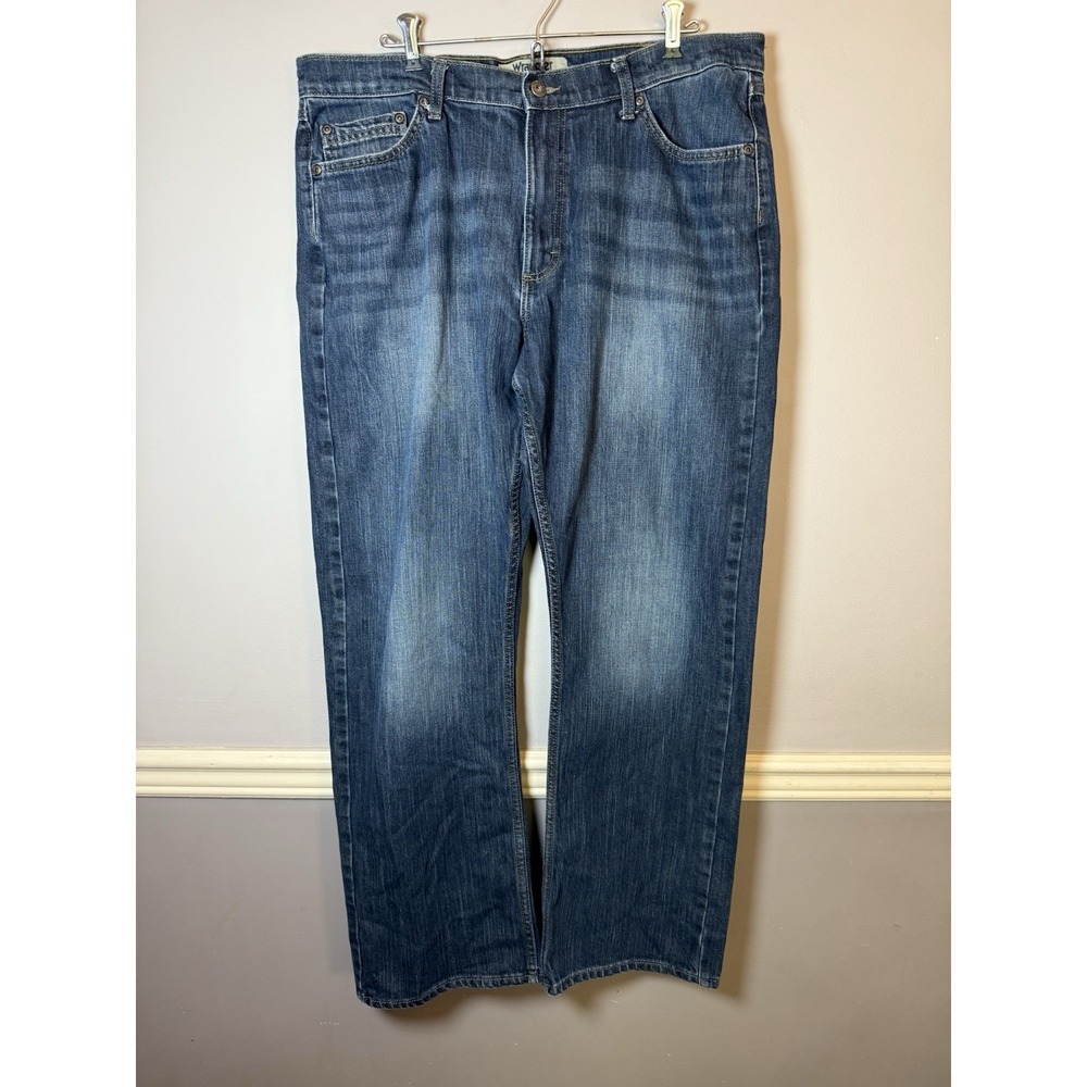Wrangler authentics 36 Jeans Blue‎ distressed Mens Size 36x32 Denim 36 x 32